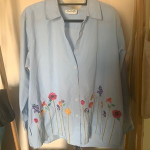 Floral embroidered button up